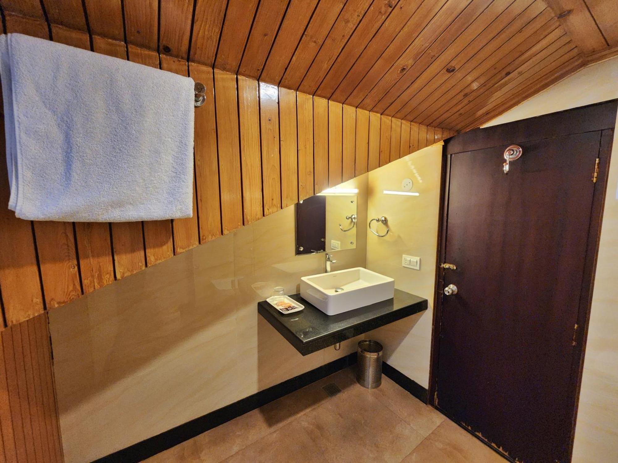 Hotel Surya Shimla Exterior foto
